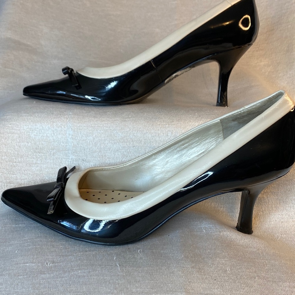 Anne Klein Black and White Patent Leather Pointed Toe Heels